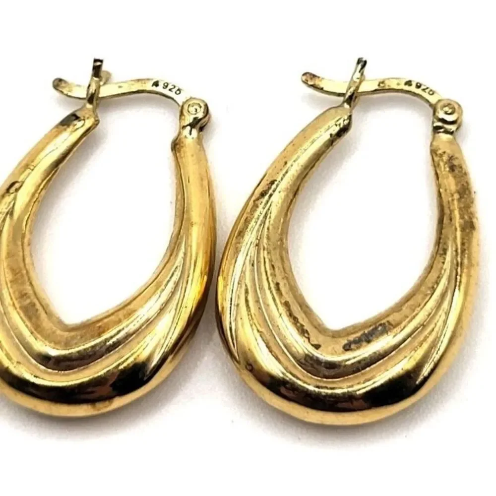 14k Vermeil Vintage 80s Hoop Earrings 1in - Picture 3 of 5